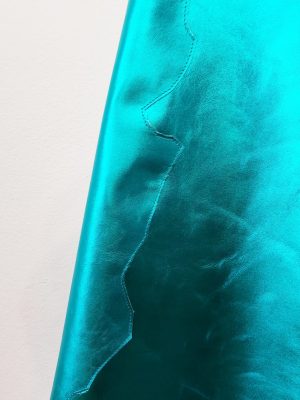 Fustă asimetrică din piele bleu metalic Mara